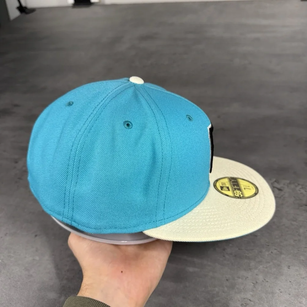 Pittsburgh Pirates Hat New Era Cap 7 3/4 Teal Blue White Cream Black 59Fifty MLB